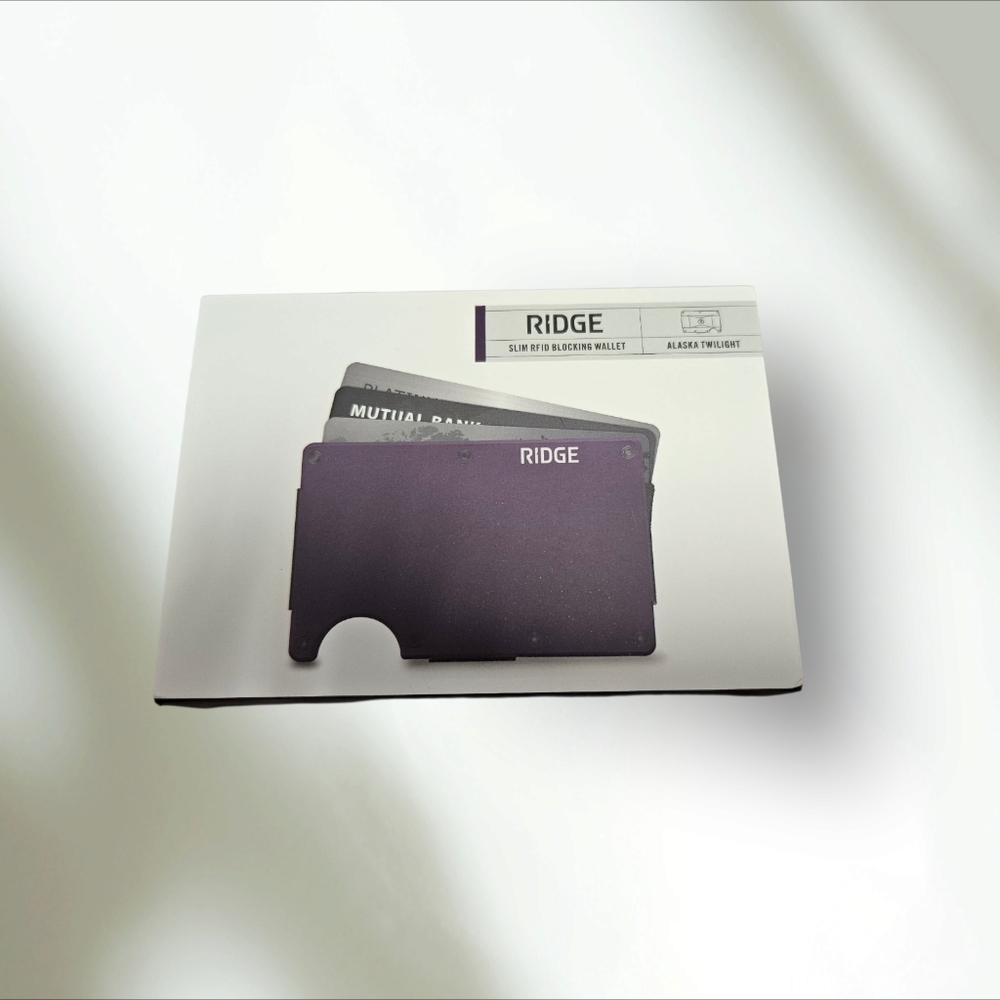 Ridge Black Slim RFID Blocking Wallet